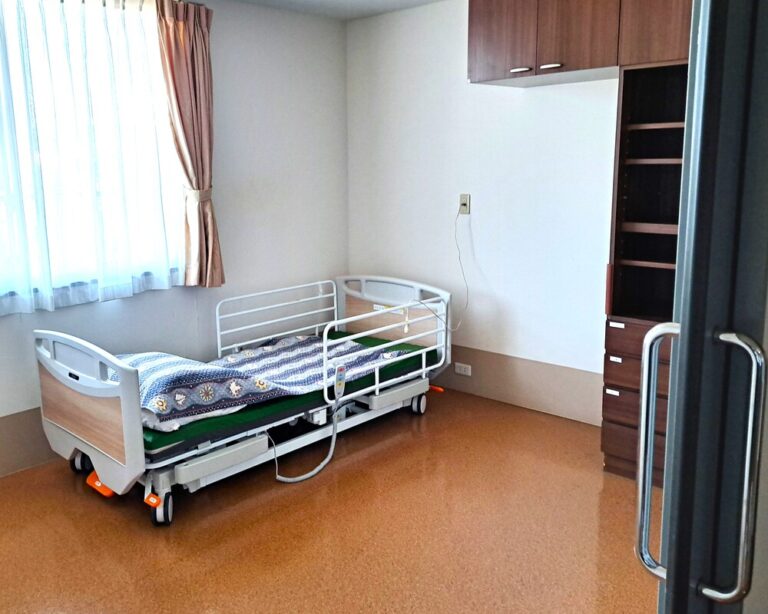 【居室】　状態に合わせて個室もご用意